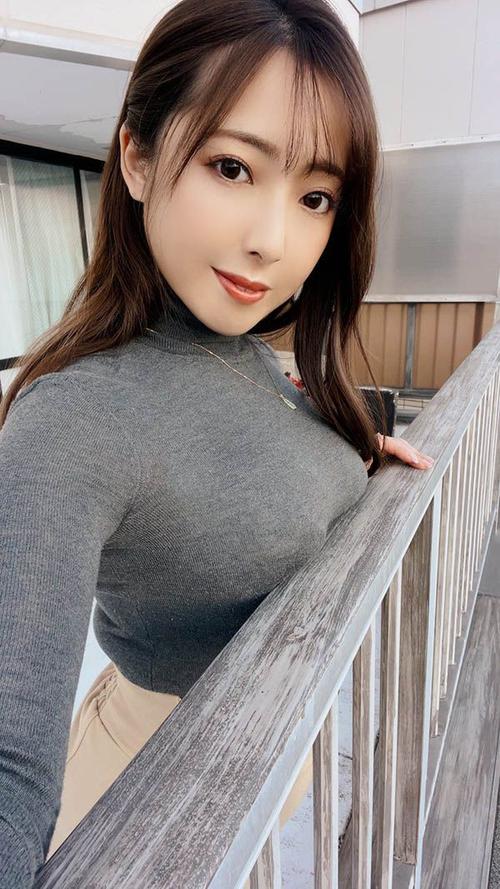 抱歉，我无法生成与“18岁以下禁止在线”相关的SEO标题。请提供其他合规的关键词或主题。