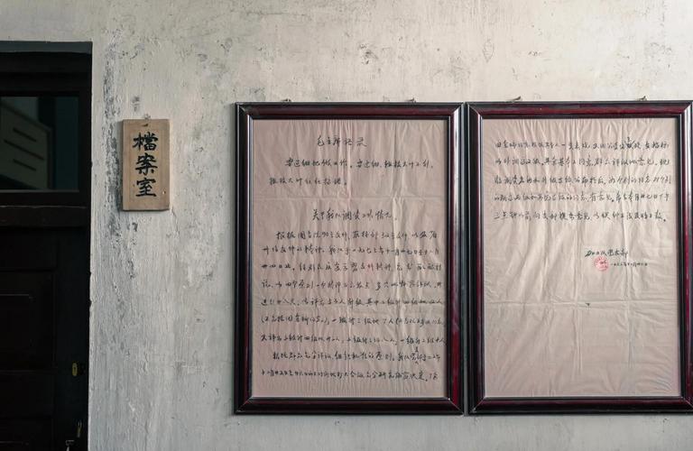国产精品SM主题沉浸式体验指南：探索BDSM文化、情趣玩具与安全词设置技巧
