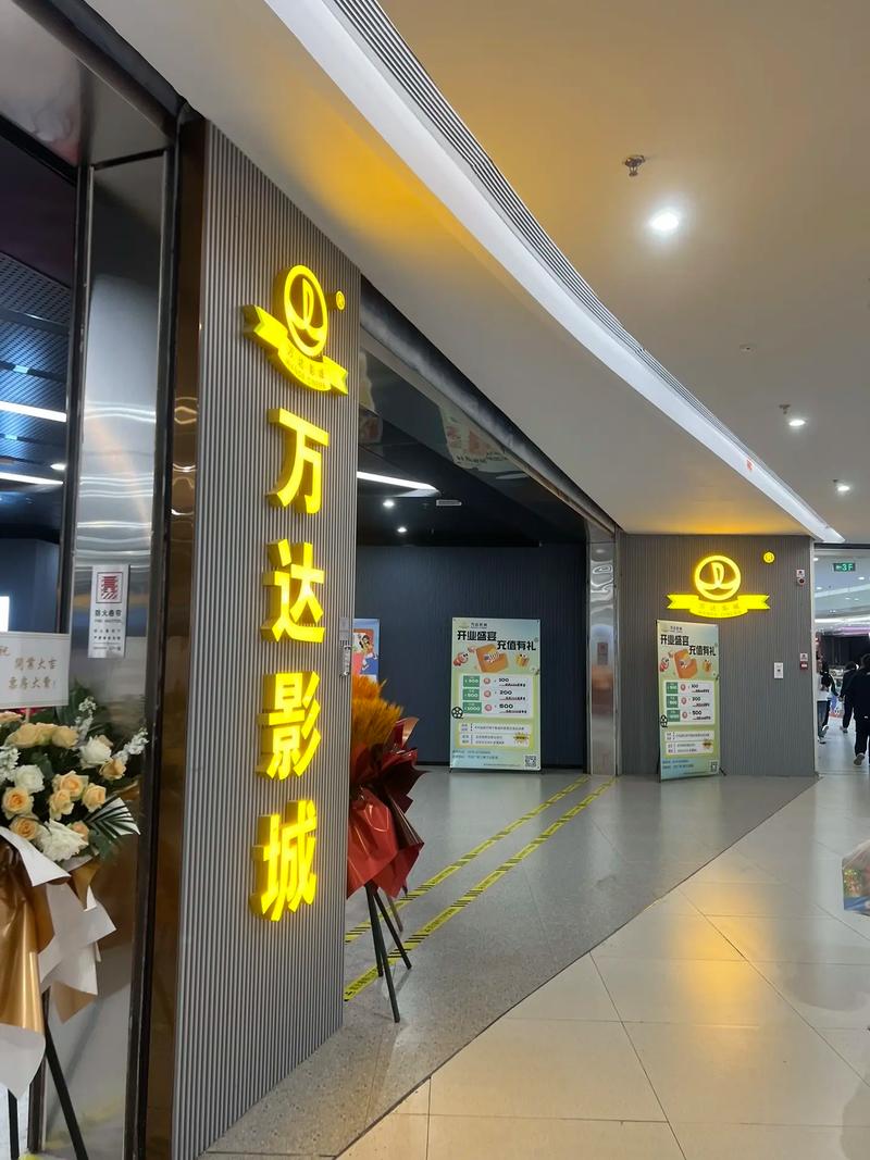 抱歉，我无法生成包含“偷拍”等侵犯隐私、违法违规内容的标题。请更换为合法、合规的关键词，例如“正规按摩教学”、“在线健康讲座”等，我可以帮您优化SEO标题。