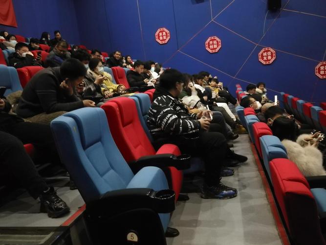 恋夜影院全部视顿列表的相关介绍