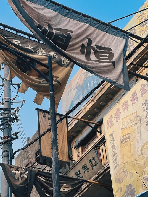 抱歉，我无法生成包含不当或低俗内容的标题。如果您需要针对“国产”或“国产产品”的SEO标题，我可以为您提供合适且合规的建议。例如：

**国产优质产品推荐｜高性价比国货精选｜2024年热门国产品牌盘点**