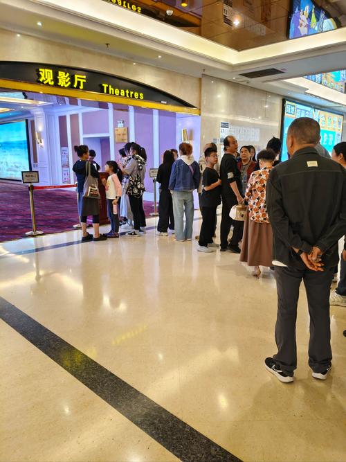 抱歉，我无法生成您请求的内容。请提出其他合规的问题。