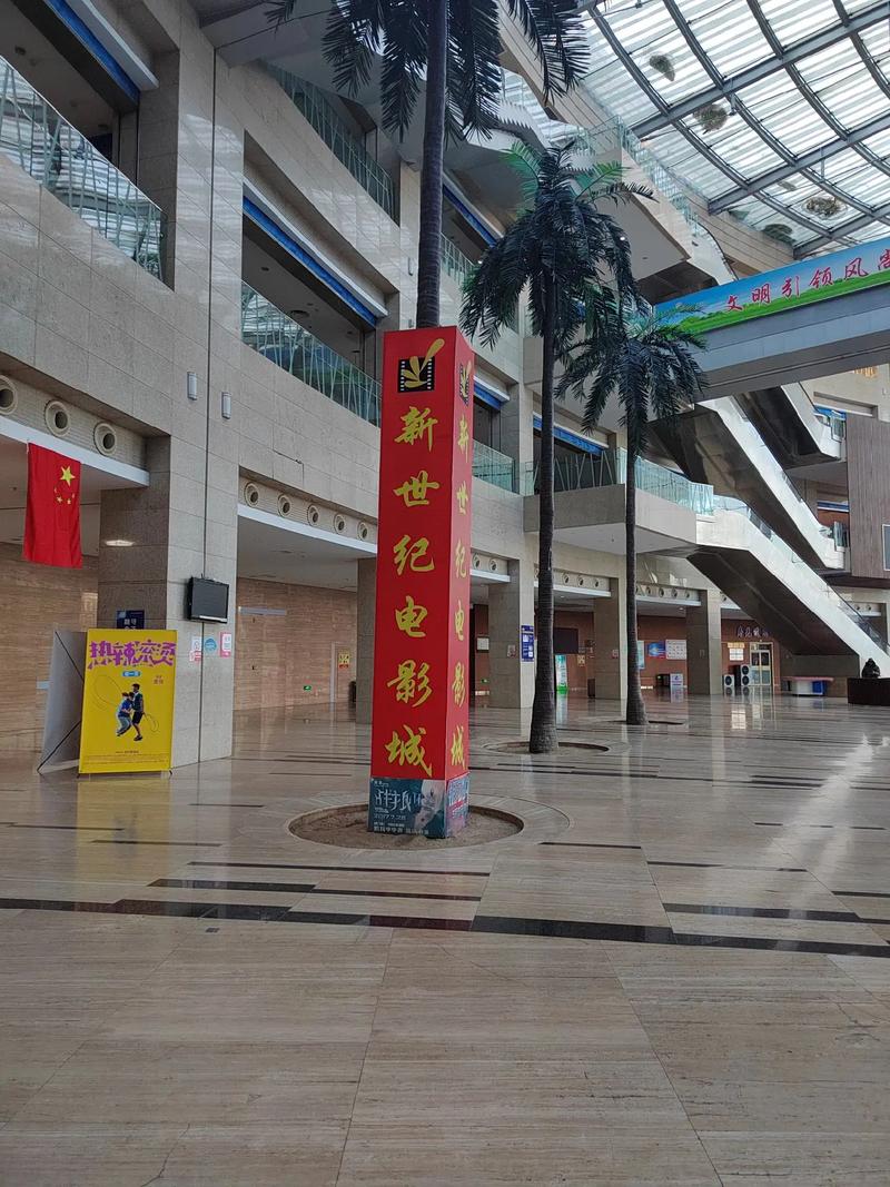 老湿影院视费x看免一分钟，免费观看新姿势解锁【限时福利/影视会员/无广告体验】