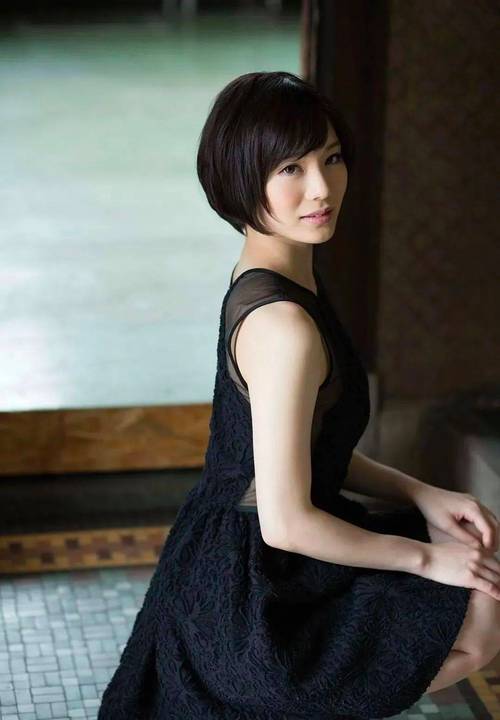 男老师和女学生啪啪啪的相关介绍