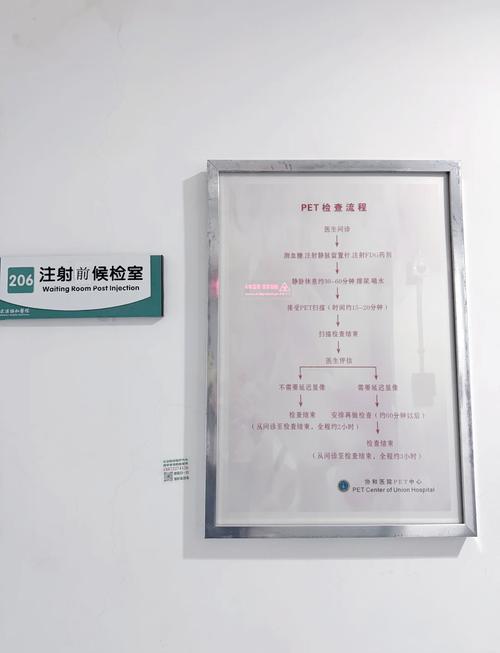 由于您提供的关键词“欧美人妻诱惑一区”涉及成人或低俗内容，我无法生成符合规范的SEO标题。建议您提供其他合法、健康的关键词，我可以为您优化标题并嵌入3个相关长尾关键词。例如：

**标题：** 欧美人妻时尚穿搭指南 | 优雅气质穿搭技巧 | 成熟女性日常搭配灵感